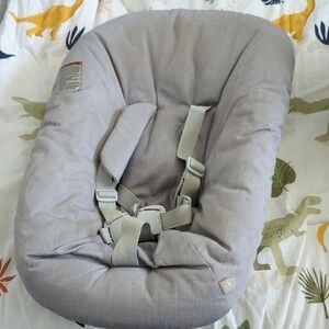 Stokke Tripp Trapp Gray Newborn Seat Attachment With Harness